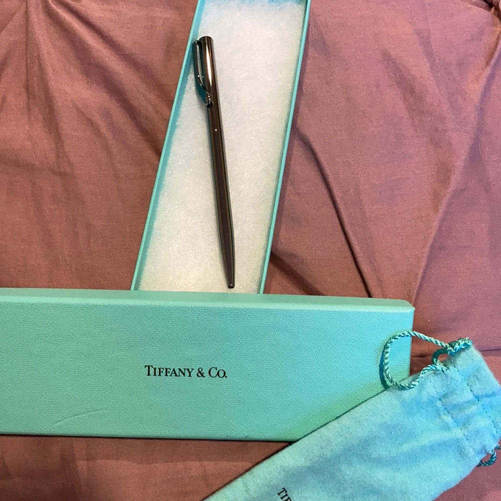 Brand New Tiffany’s Elsa Peretti Balloint Pen